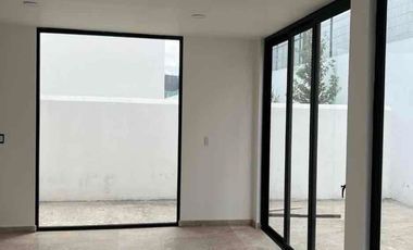 CASA NUEVA EN RENTA RESIDENCIAL RINCON ESMERALDA ZONA PLATEADA