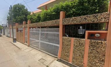 VENTA DE CASA EN COL TACOTENO, MINATITLÁN, VERACRUZ.