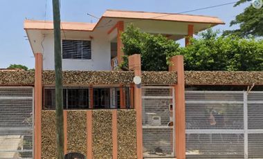 VENTA DE CASA EN COL TACOTENO, MINATITLÁN, VERACRUZ.