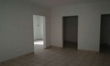 Venta de BODEGAS en el MALL DEL YONKE en ESCOBEDO, NL