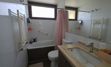 Hermosa Casa en Venta en Sector San Luis de Chicureo - Colina