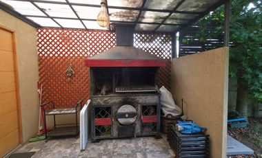 Hermosa Casa en Venta en Sector San Luis de Chicureo - Colina