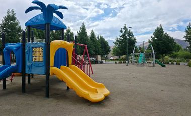Hermosa Casa en Venta en Sector San Luis de Chicureo - Colina