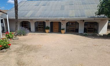 Local Comercial, ubicado en carretera 5 Sur, Km 292