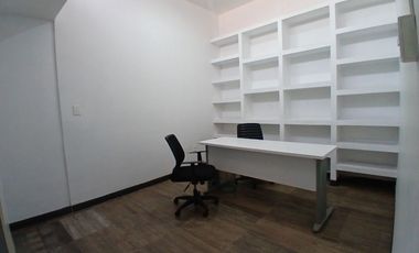 Consultorio/Oficina en La Joya, cercano a la Zona de Hospitales