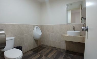 Consultorio/Oficina en La Joya, cercano a la Zona de Hospitales