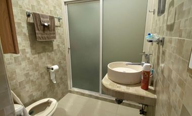 Venta de Residencia con oficina en Rinconada Colonial en Apodaca, NL