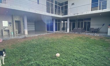 Venta de Residencia con oficina en Rinconada Colonial en Apodaca, NL