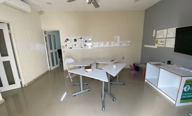 Venta de Residencia con oficina en Rinconada Colonial en Apodaca, NL