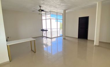 Venta de Residencia con oficina en Rinconada Colonial en Apodaca, NL