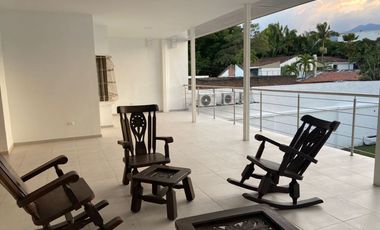 Casa en Ciudad Jardin Cali