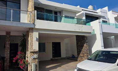 OPORTUNIDAD CASA EN VENTA EN REAL DEL VALLE COTO 10 MAZATLÁN SINALOA