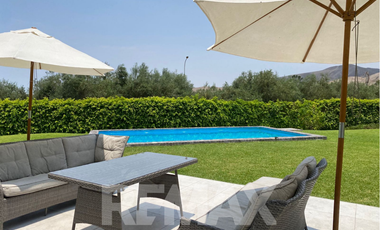 VENTA | Casa de Campo AMOBLADA en Condominio Exclusivo — Finca Olivos, Azpitia (Cañete)