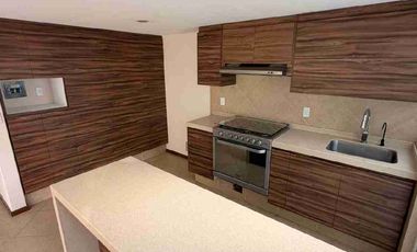 Se renta casa amplia en fraccionamiento Lomas Virreyes, Calimaya, Estado de México