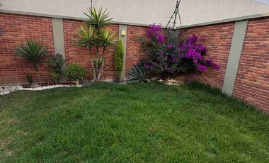 Se renta casa amplia en fraccionamiento Lomas Virreyes, Calimaya, Estado de México