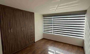 Se renta casa amplia en fraccionamiento Lomas Virreyes, Calimaya, Estado de México