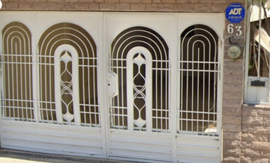 VENTA DE CASA EN LA COLONIA VALLE DORADO HABITACIONAL LOS PIRULES TLALNEPANTLA