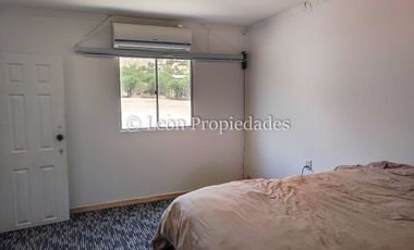 Leon Propiedades arrienda casa en sector Cuyuncavi, Curacaví.