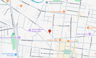 Casa habitación con local comercial en venta en Zona Centro, Rioverde, S.L.P. - REMATE BANCARIO EN EXCELENTE UBICACIÓN Y GRAN OPORTUNIDAD DE INVERSIÓN