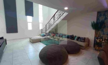 EXCELENTE RESIDENCIA EN METEPEC