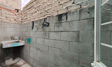 Casa en VENTA una sola planta en Lomas del Mirador