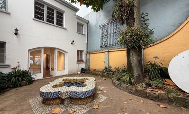 CASA CLÁSICA EN ARRIENDO -QUINTA CAMACHO-BOGOTA D.C