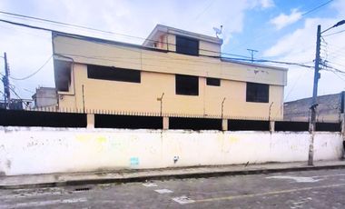 Casa rentera de venta, Sur de Quito, sector Santa Rita
