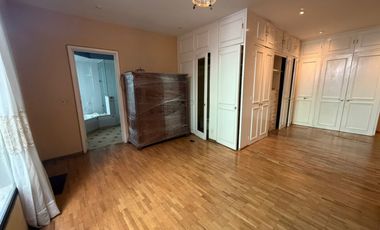 Casa en Renta Bosques de Las Lomas Terraza Amplia Techada P/Remodelar Dos Accesos