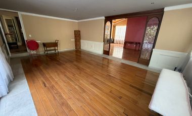 Casa en Renta Bosques de Las Lomas Terraza Amplia Techada P/Remodelar Dos Accesos