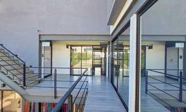 LOCAL EN RENTA EN AVENIDA PRINCIPAL EN QUERÉTARO