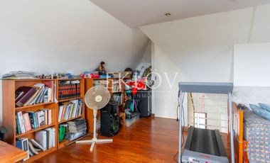 Casa Moderna 6 Dormitorios Con Piscina En Lomas De Montemar