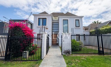Casa Moderna 6 Dormitorios Con Piscina En Lomas De Montemar
