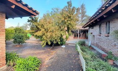 OPORTUNIDAD VALOR BAJO TASACION. Algarrobal 1, 4D 4B, estar, servicios más taller con baño 264 mts en 5.017 de terreno