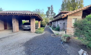 OPORTUNIDAD VALOR BAJO TASACION. Algarrobal 1, 4D 4B, estar, servicios más taller con baño 264 mts en 5.017 de terreno