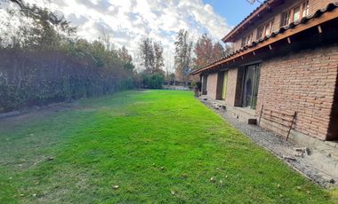 OPORTUNIDAD VALOR BAJO TASACION. Algarrobal 1, 4D 4B, estar, servicios más taller con baño 264 mts en 5.017 de terreno