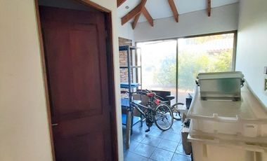 OPORTUNIDAD VALOR BAJO TASACION. Algarrobal 1, 4D 4B, estar, servicios más taller con baño 264 mts en 5.017 de terreno