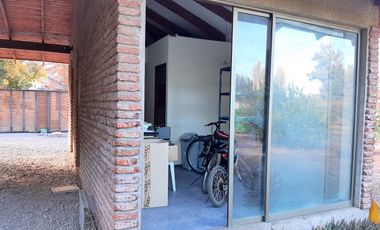 OPORTUNIDAD VALOR BAJO TASACION. Algarrobal 1, 4D 4B, estar, servicios más taller con baño 264 mts en 5.017 de terreno