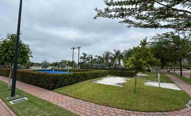 VENDO TERRENO KM. 13.5 VIA A LA COSTA ( AL LADO DE LAGUNA PLAZA)