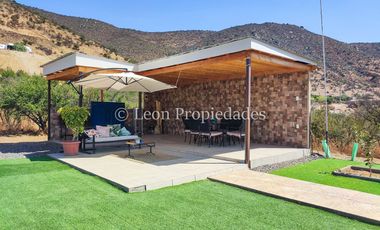 Leon Propiedades vende Parcela con Casa en sector Cuyuncavi Alto, Curacaví.