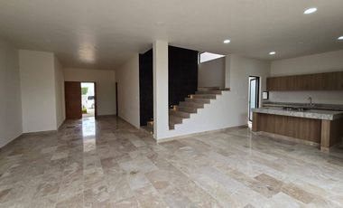 CASA EN VENTA EN FRACCIONAMIENTO BE ARENAL