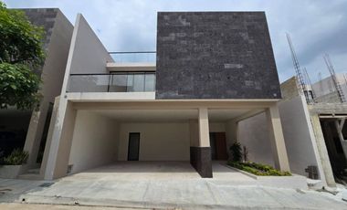 CASA EN VENTA EN FRACCIONAMIENTO BE ARENAL
