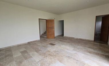CASA EN VENTA EN FRACCIONAMIENTO BE ARENAL
