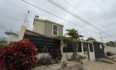 MILINA: VENDO DE OPORTUNIDAD 2 CASAS EN TERRENO DE 680 m2 A SOLO 2 CUADRAS AL MAR