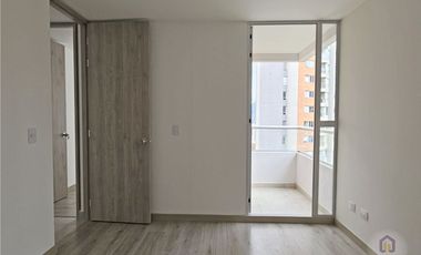 Apartamento de 3 alcobas en venta. Sabaneta, Las Lomitas