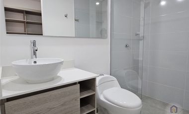 Apartamento de 3 alcobas en venta. Sabaneta, Las Lomitas