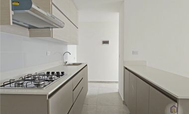 Apartamento de 3 alcobas en venta. Sabaneta, Las Lomitas