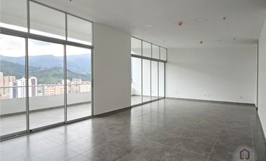 Apartamento de 3 alcobas en venta. Sabaneta, Las Lomitas