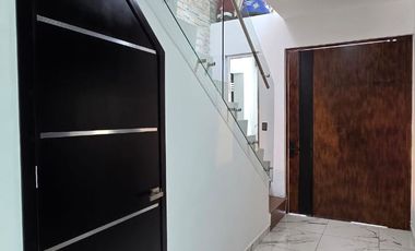 CASA EN VENTA EN FRACCIONAMIENTO EL MIRADOR