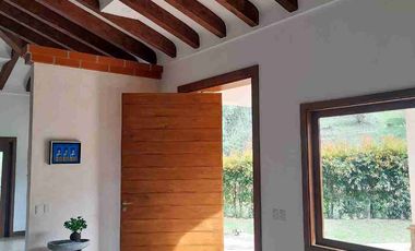 Vendo Casa finca En Santa Elena un Espacio de verdad, cerca de todo