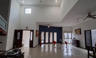 CASA EN VENTA EN FRACCIONAMIENTO FLANBOYANT